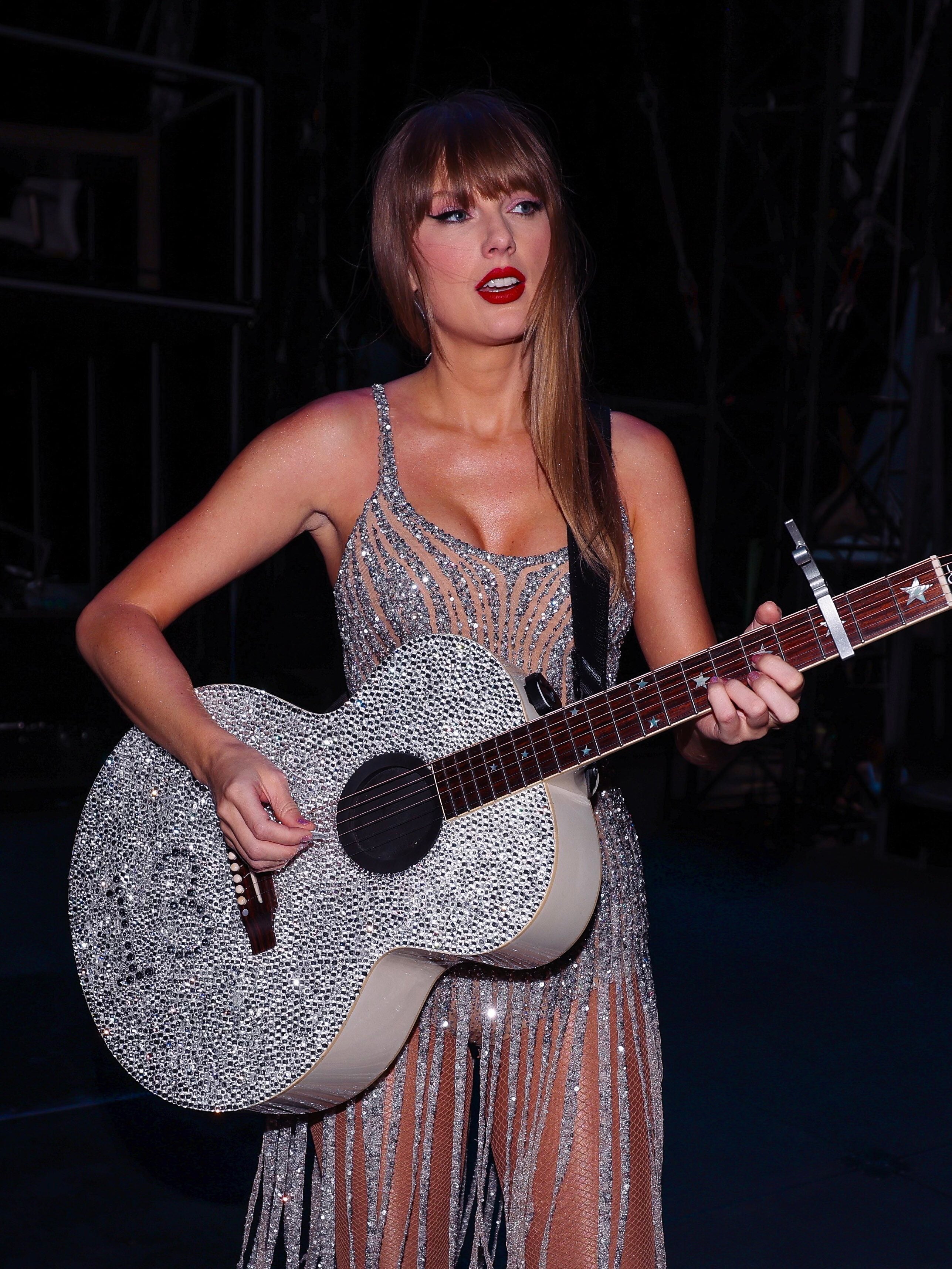 Taylor Swift Vinyl Summer Sale