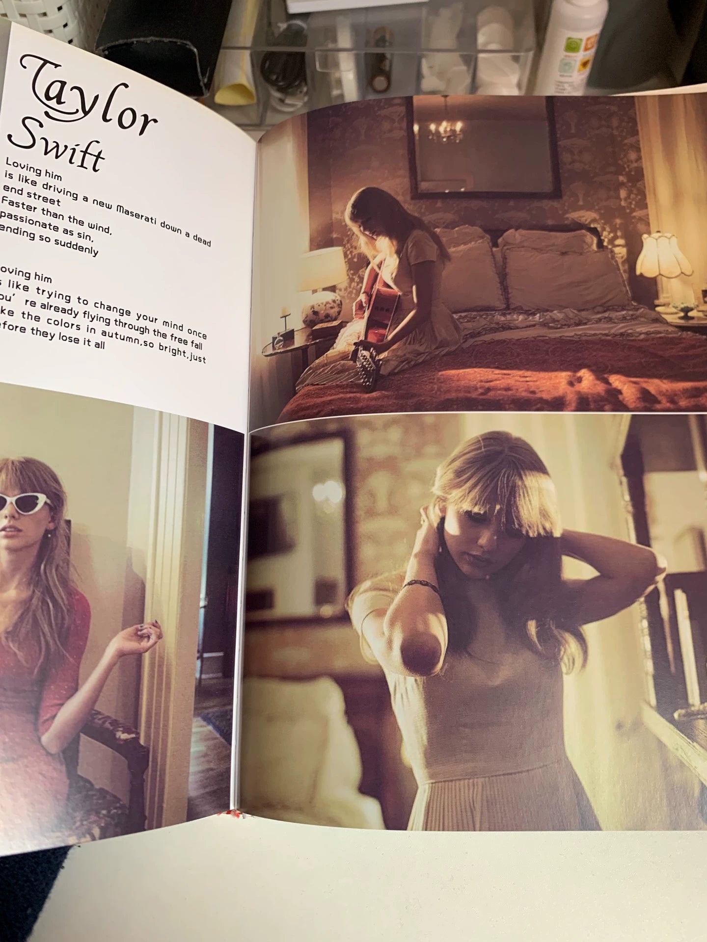 Taylor Swift — 2013 Retro Pink Photo Magazine Gift Box — Light Wear