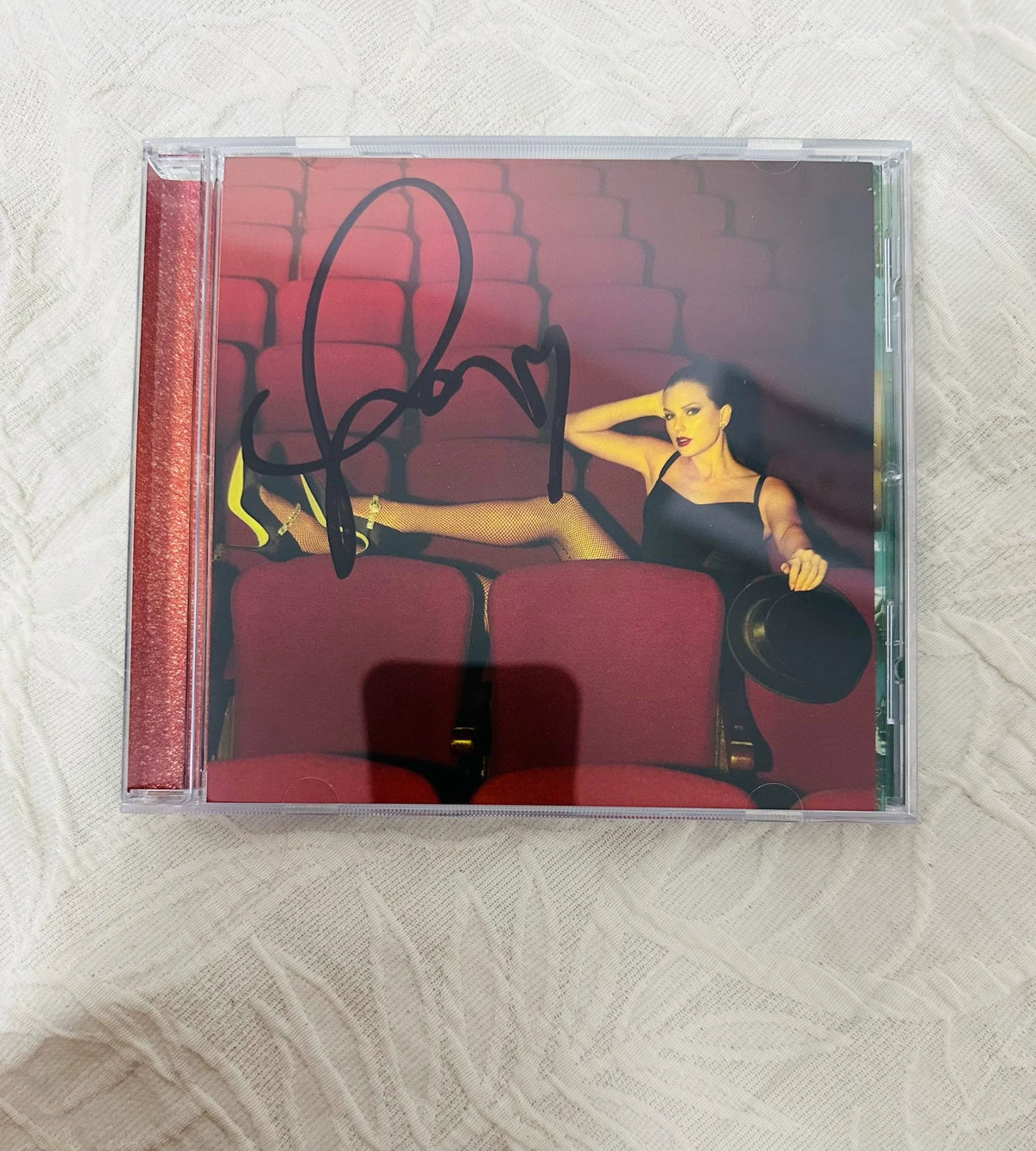 Taylor Swift – The Life of a Showgirl – Signed CD, Cover 4