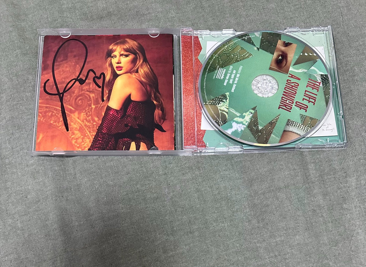 Taylor Swift – The Life of a Showgirl – Signed CD, Cover 3, Hype Sticker Retained