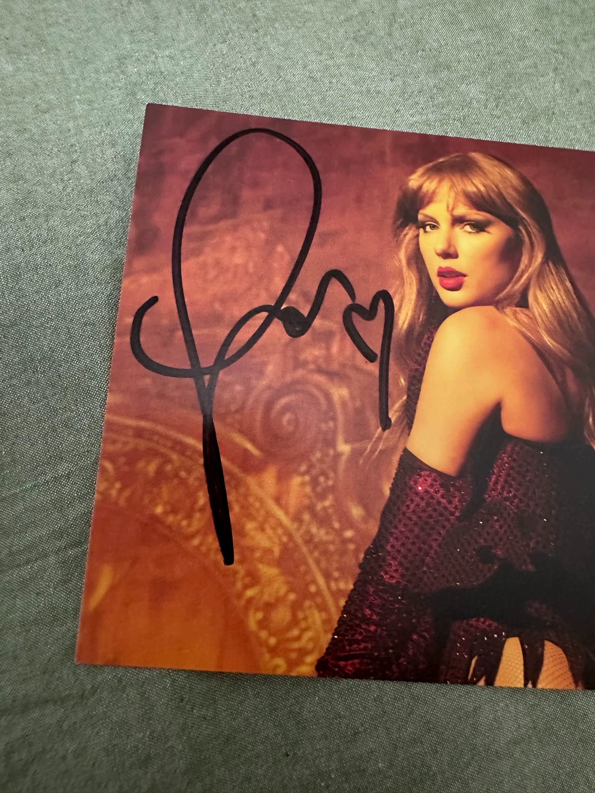 Taylor Swift – The Life of a Showgirl – Signed CD, Cover 3, Hype Sticker Retained