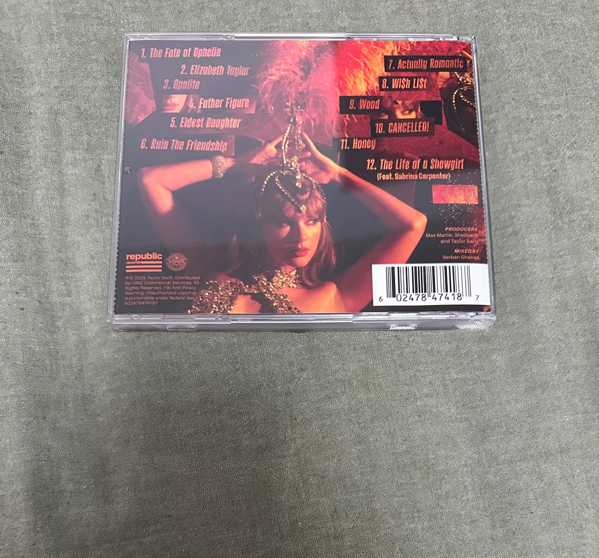 Taylor Swift – The Life of a Showgirl – Signed CD, Cover 3, Hype Sticker Retained