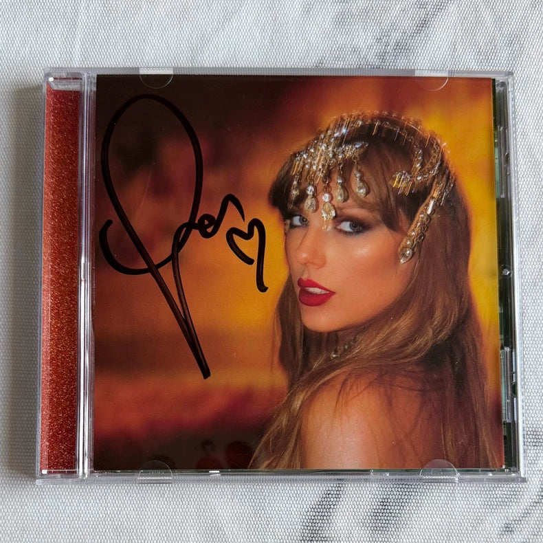 Taylor Swift – The Life of a Showgirl – Signed CD, Photo 1 with Heart