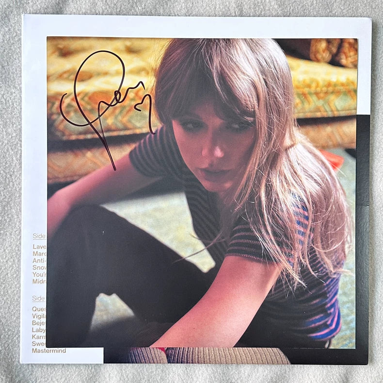 Taylor Swift – Midnights – Mahogany Vinyl with Signed Insert