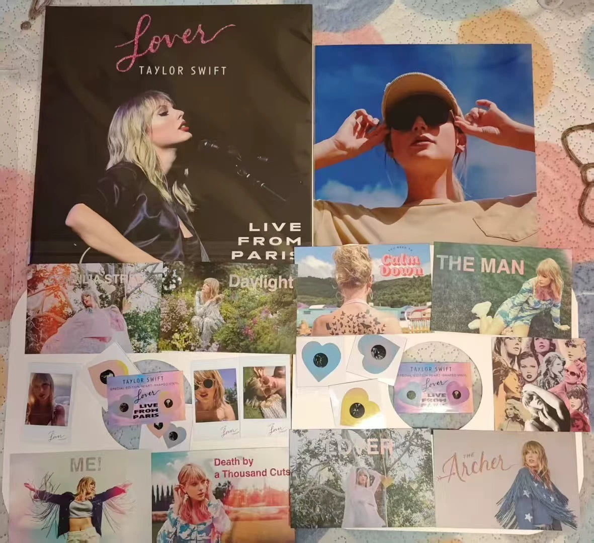 Taylor Swift Lover Heart-Shaped Vinyl Sleeve Collectible Bundle — No Record — Unofficial
