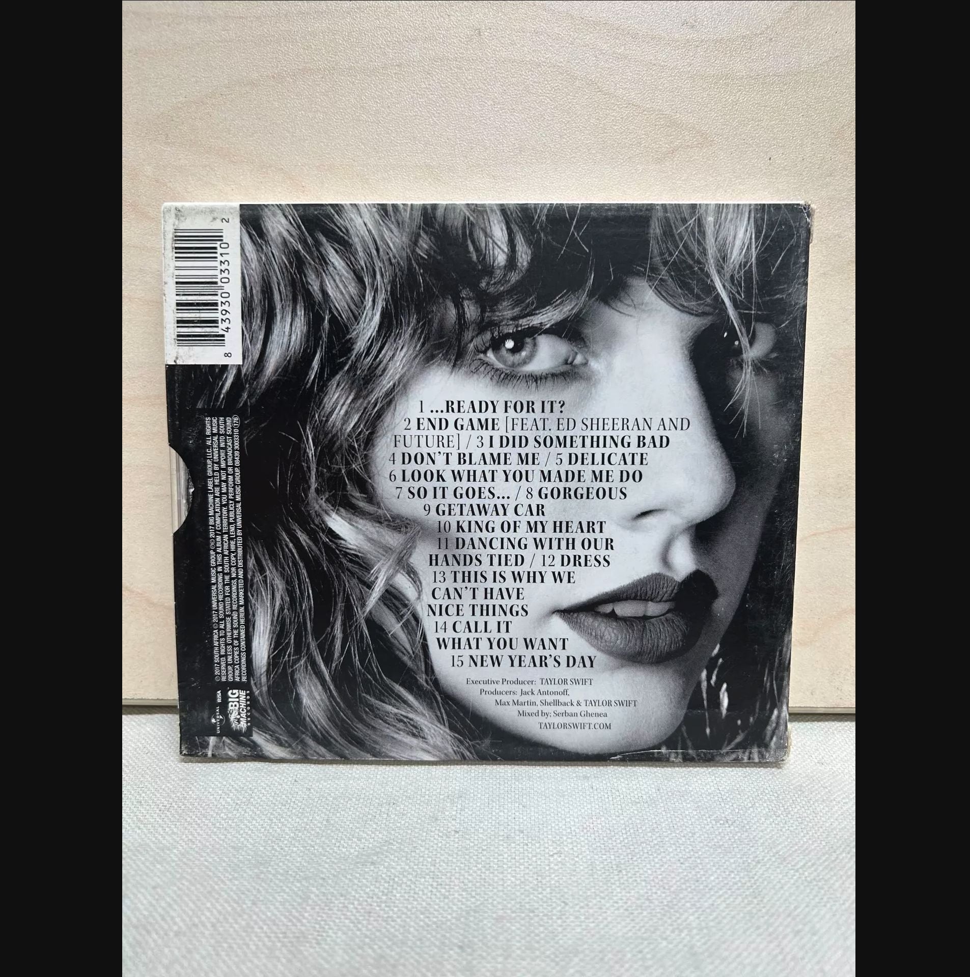 Taylor Swift – Reputation CD Hong Kong Edition — Pre-Owned, Complete