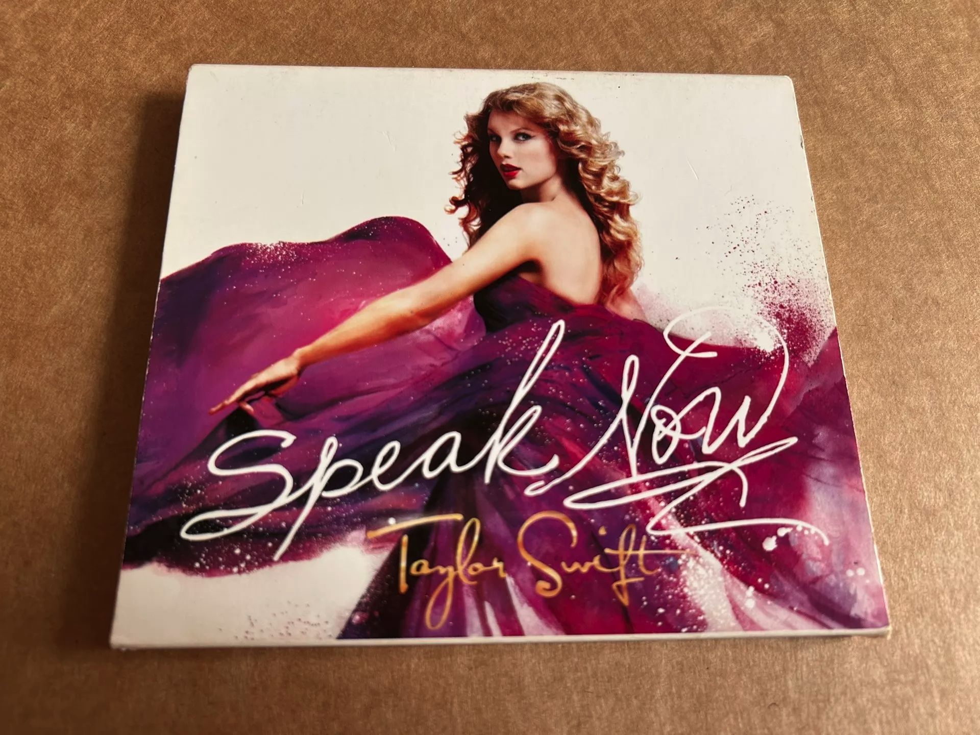 Taylor Swift – Speak Now Starbucks Exclusive Sleeve + US CD — Pre-Owned