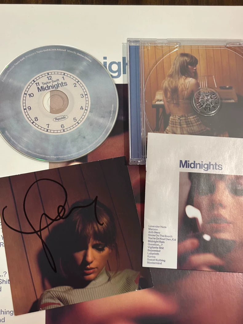 Taylor Swift – Midnights – Moonstone Blue CD with Signed Photo – Opened — original item photo