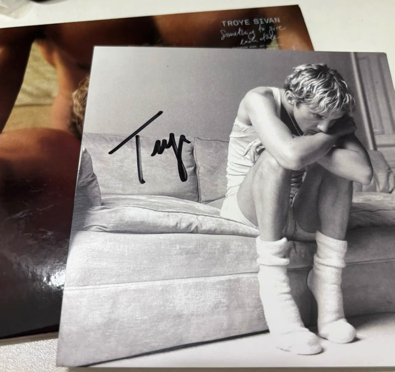 Troye Sivan *Bloom* Signed CD (Gold Heart Autograph) + Bonus Album