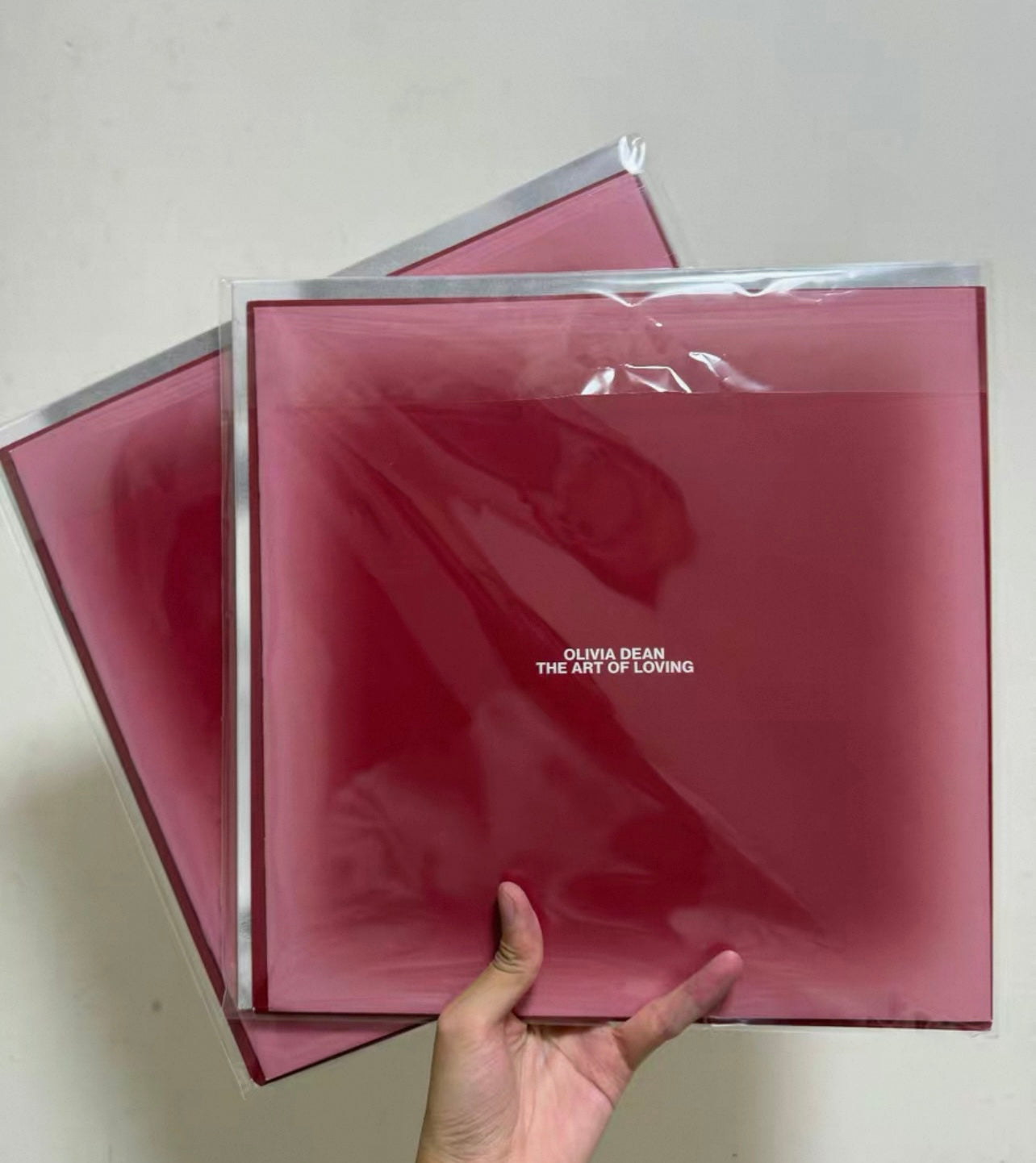 Olivia Dean *The Art of Loving* Limited BR Pink-White Vinyl LP (#2703/3000)