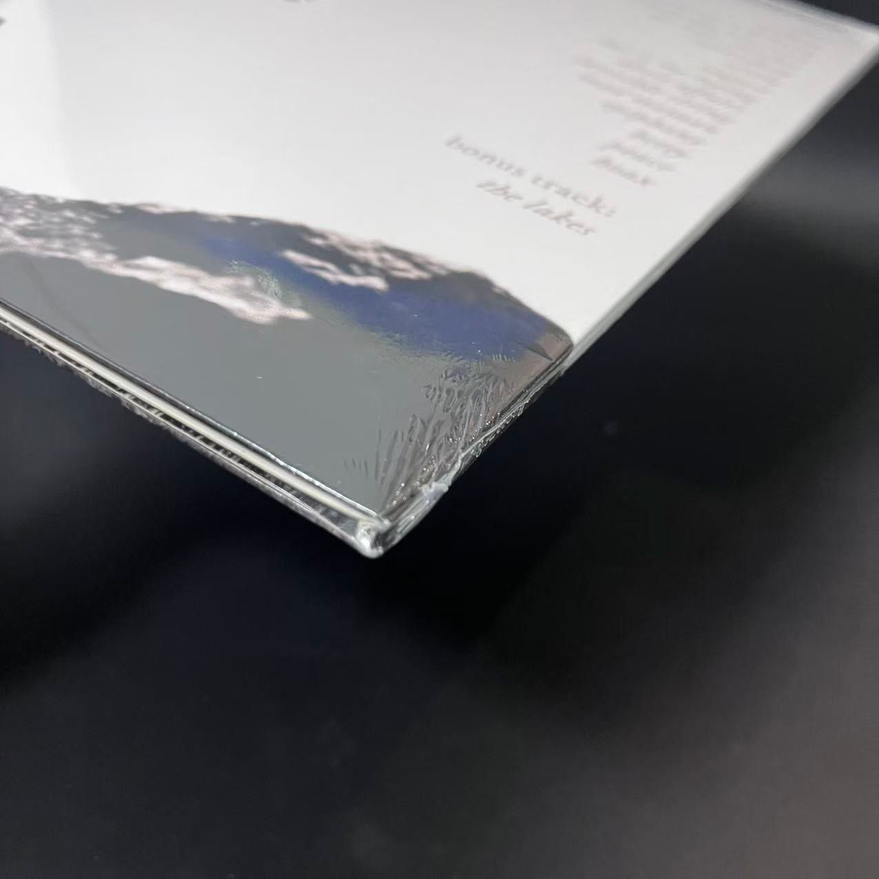 Taylor Swift – Folklore Silver Vinyl 2LP Deluxe Edition