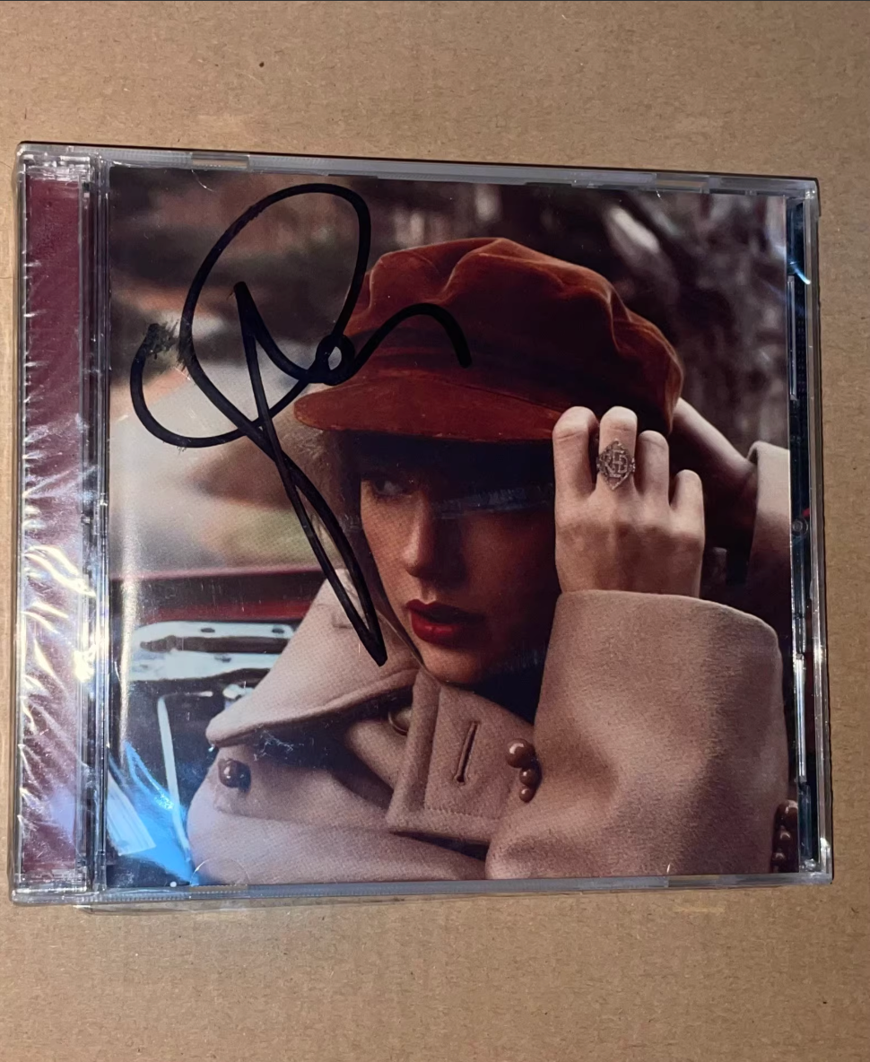 **TaylorSwift_RedTV_SignedCD_FactorySealed**