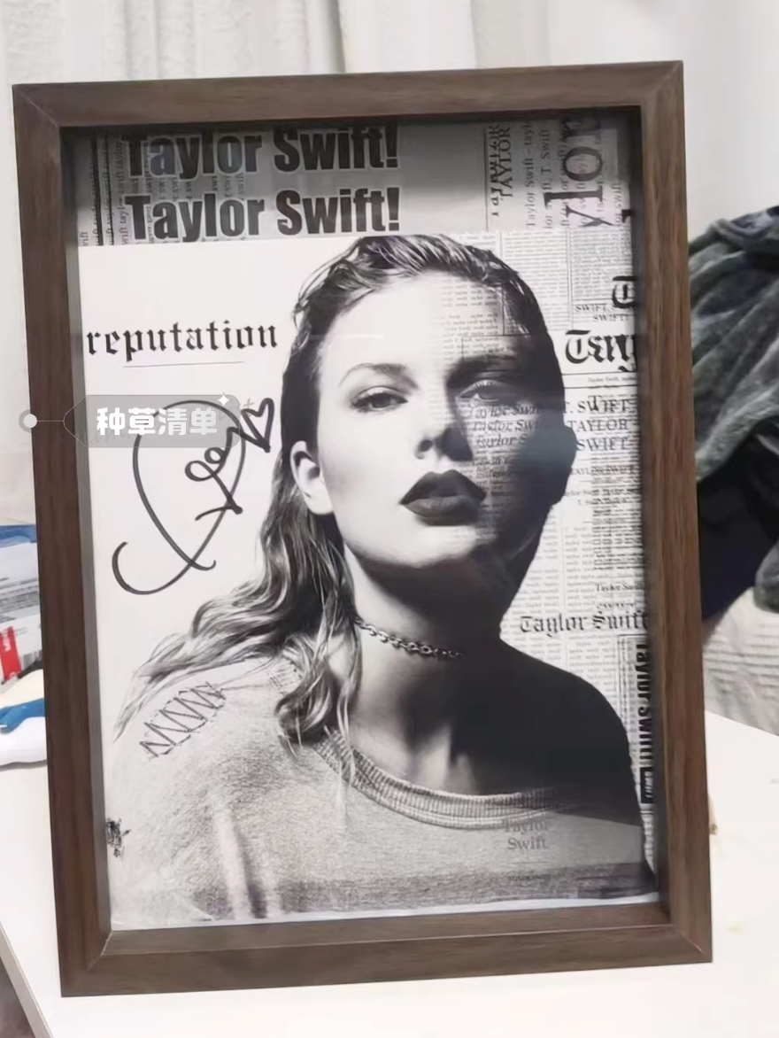 Taylor Swift *reputation* era signed poster (rep autograph)