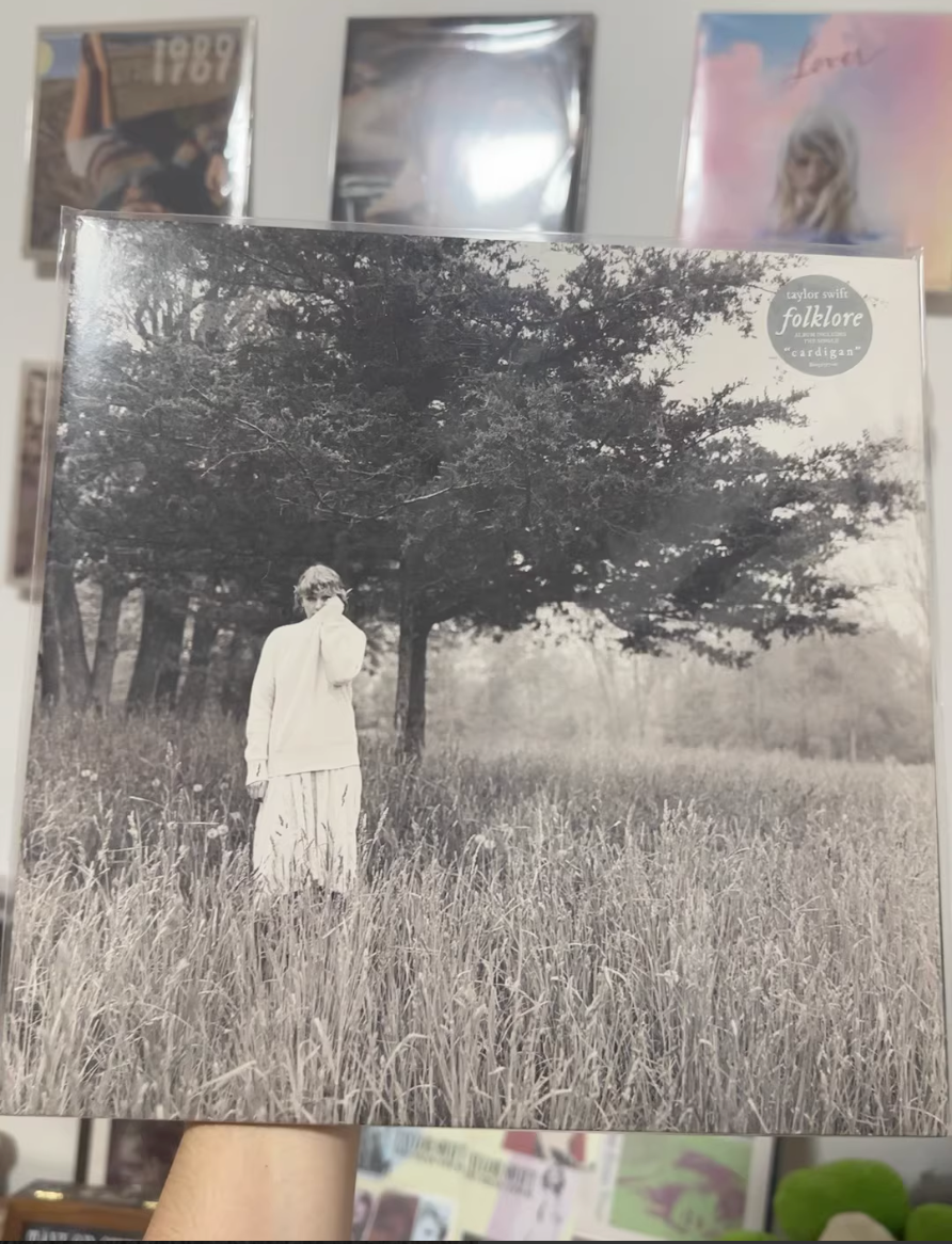 Taylor Swift *folklore*multicolor vinyl