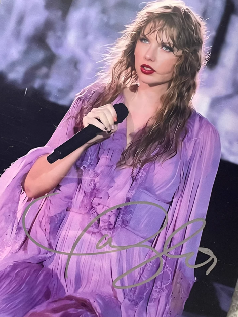 Taylor Swift Autographed Photo with PSA Certification