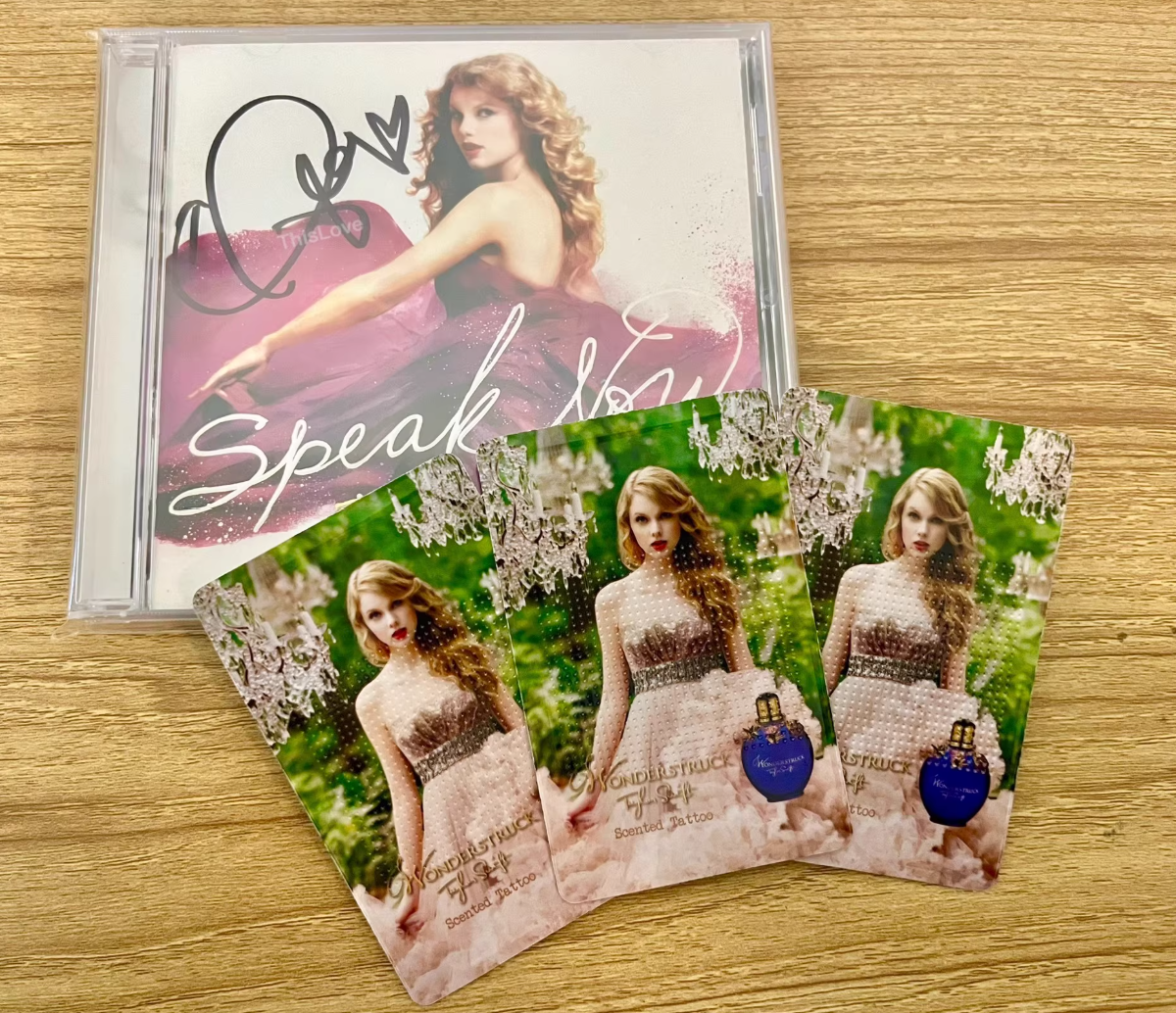 Taylor Swift Wonderstruck Perfume Sample Card (Speak Now Era) – Official, Rare