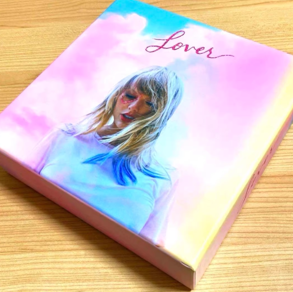 Taylor Swift - Lover Deluxe Box Set (No Poster, Partial Wear)