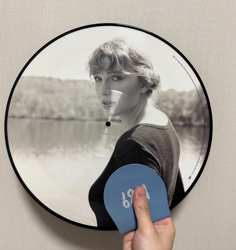 Taylor Swift Cardigan picture disc vinyl (limited to 13,000, with original sleeve)