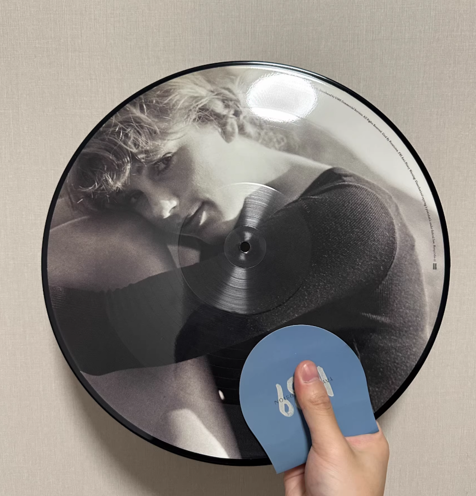 Taylor Swift Cardigan picture disc vinyl (limited to 13,000, with original sleeve)