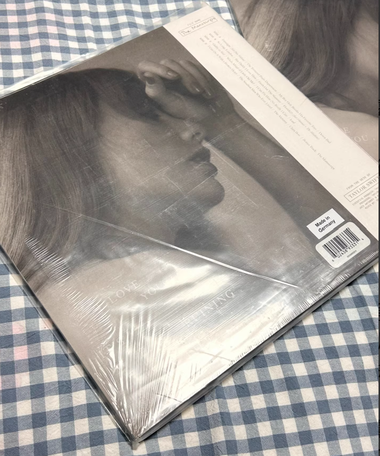 Taylor Swift The Tortured Poets Department UK exclusive signed vinyl (sealed, “drumstick” signature)