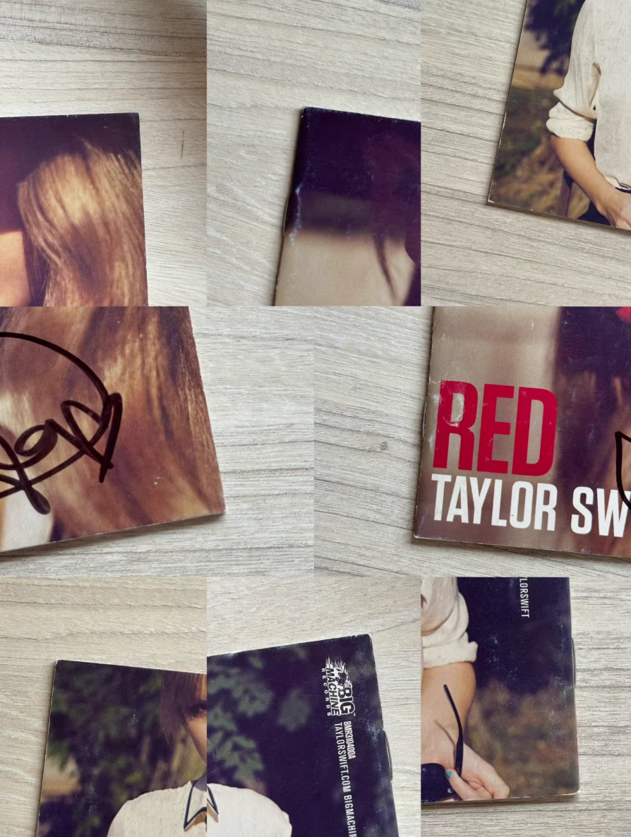 Taylor Swift – Red (Original Signed Lyric Booklet + Australian CD)
