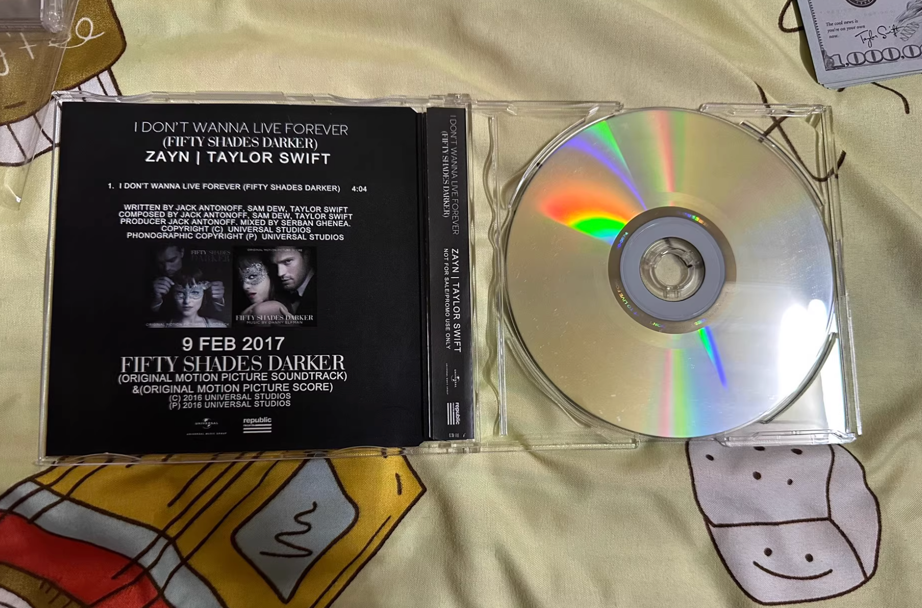 ✨ Limited Time Deal ✨  Super rare Taylor Swift promo singles pack — you’re not gonna find these anywhere else! 💿💿