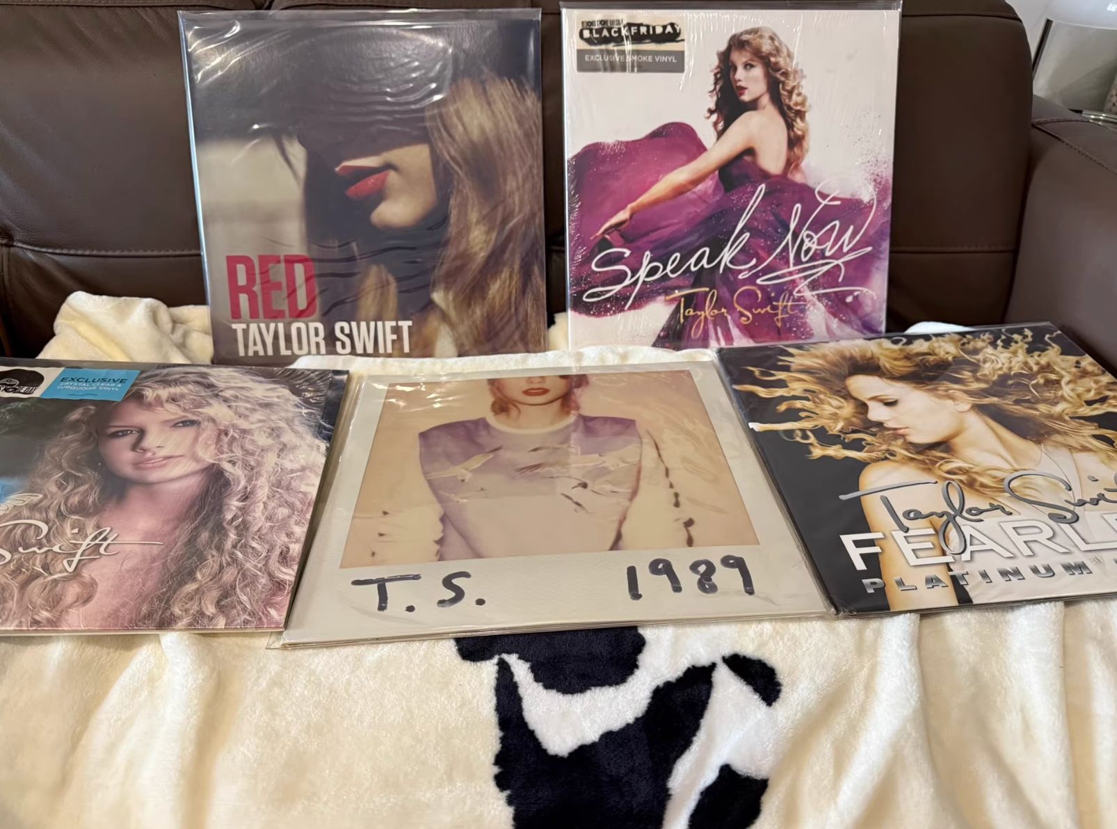 Taylor Swift – Vinyl Bundle (5 Original LPs, Sealed Colored Vinyl Editions)