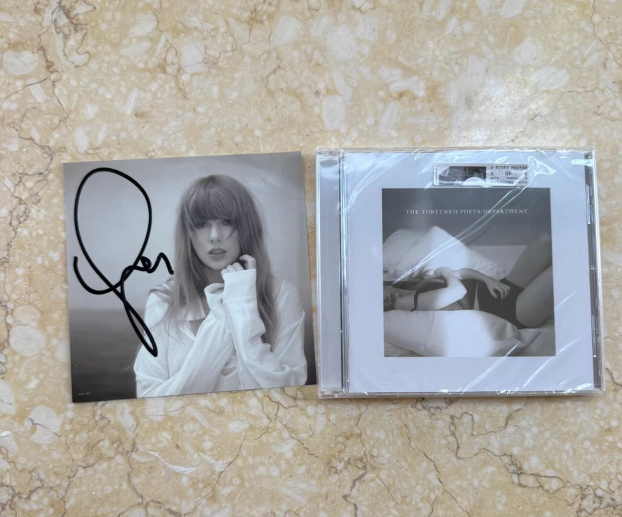 🎵 Authentic Taylor Swift German Edition CDs - Sealed & Signed! Texas Girl's Personal Collection 💕