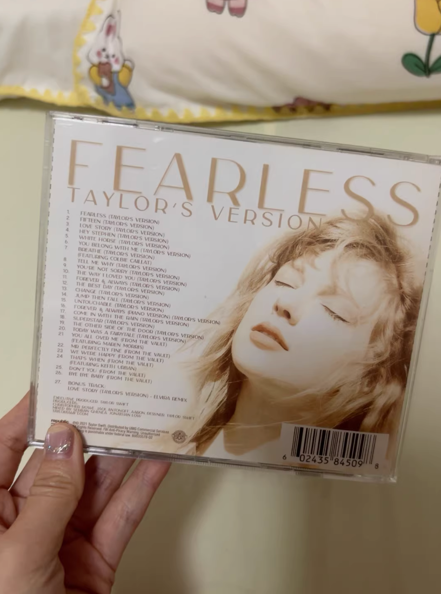 💛 Taylor Swift Fearless TV Signed CD - Opened But Perfect! Re-recorded Version ✨🎶