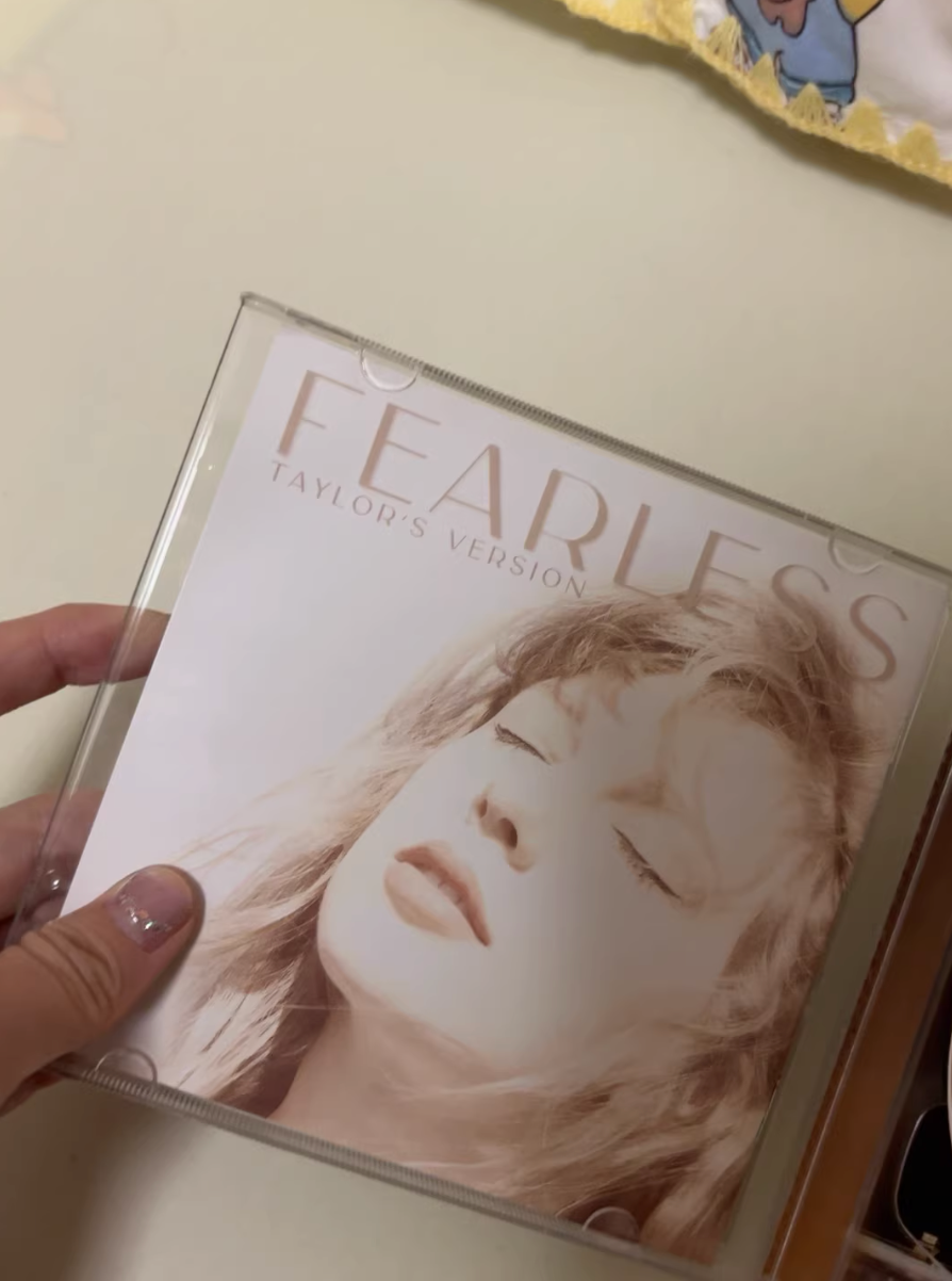 💛 Taylor Swift Fearless TV Signed CD - Opened But Perfect! Re-recorded Version ✨🎶