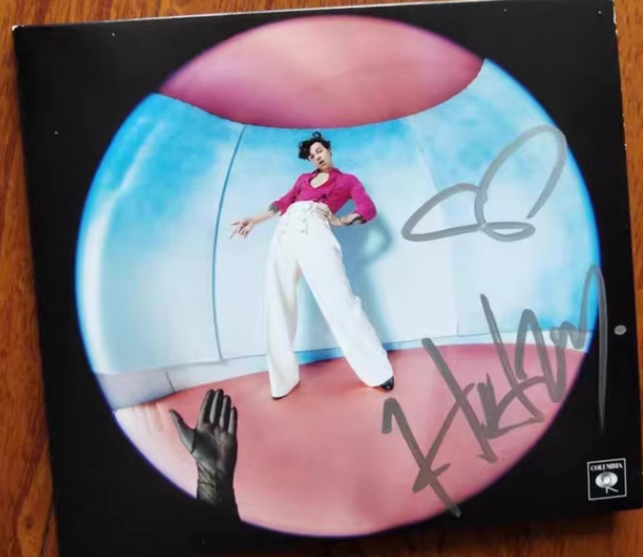 🌈 Harry Styles Second Album Signed - eBay Sourced! Price in DMs, Let's Chat Offers! ✨💕