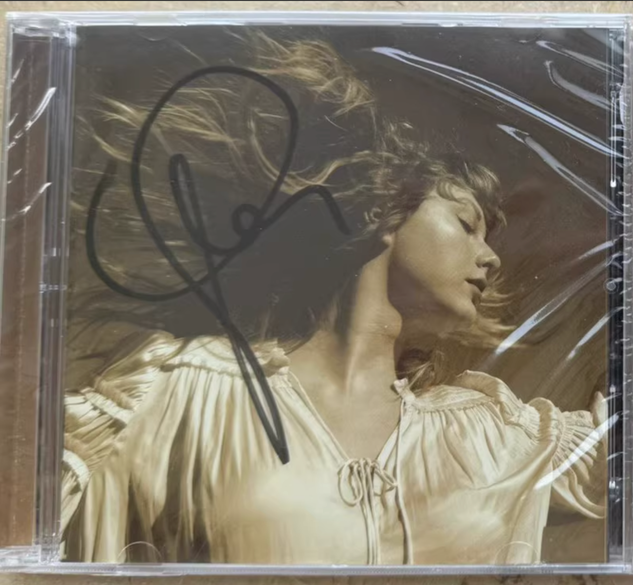 Taylor Swift – Fearless (Taylor’s Version, Signed CD)