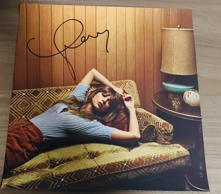 Taylor Swift Midnights Moonstone Blue Signed Photo Heart Autograph Like New (No Vinyl)