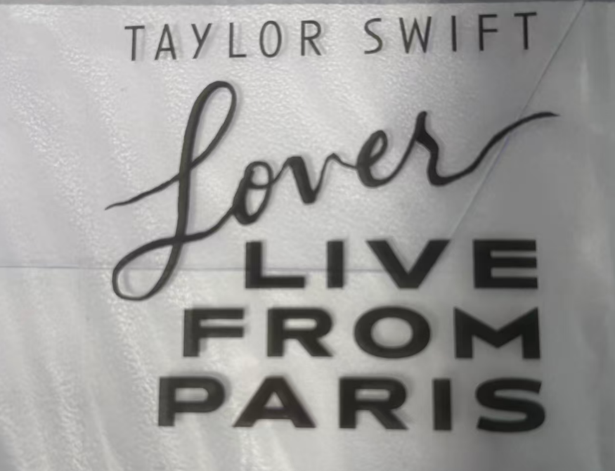 Taylor Swift – Lover Live From Paris Heart Shaped Vinyl 2LP NM/NM