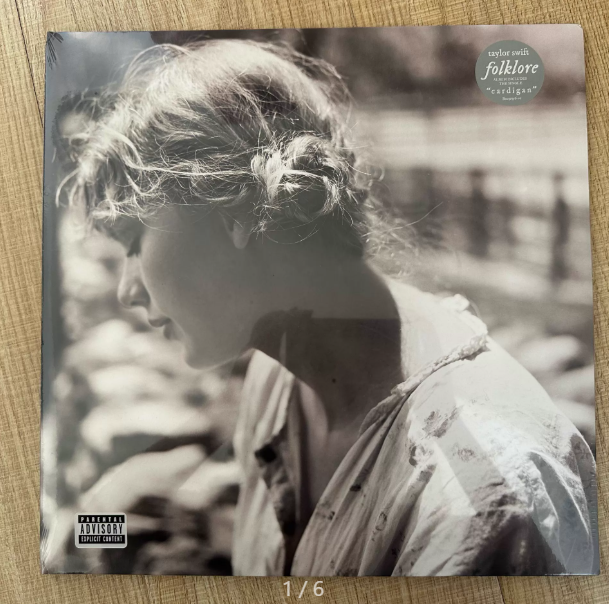 Taylor Swift – Folklore Green Translucent France Press LP NM/VG+