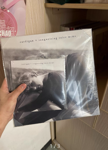 Taylor Swift – Cardigan Voice Memo Vinyl Bundle Sealed M/NM