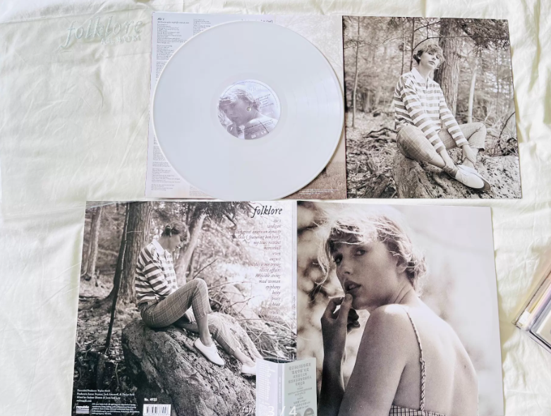 Taylor Swift – Folklore Grey Vinyl Numbered Edition 2LP NM/NM