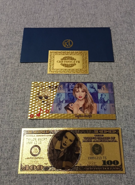 Taylor Swift – Commemorative Gold Foil Collection Set NM