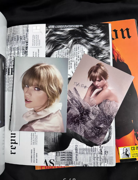 Taylor Swift – Reputation Magazine Edition Bundle with CD & Inserts