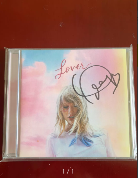 Taylor Swift Lover – URVC Taylor Swift Lover – URVC