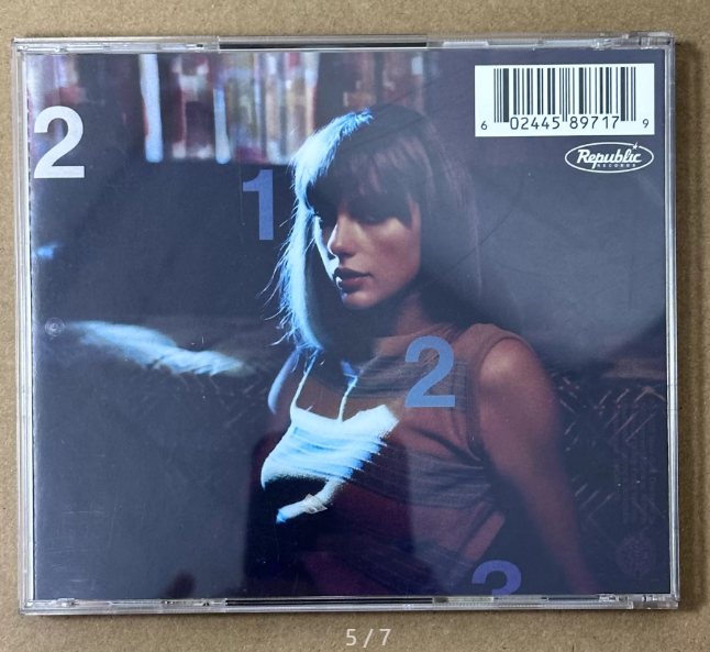Taylor Swift – Midnights Moonstone Blue Signed CD NM/VG+