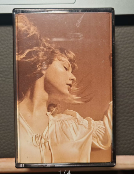 Taylor Swift – Fearless (Taylor’s Version) Cassette Tape NM/VG+