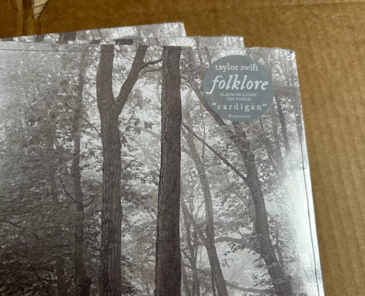Taylor Swift – Folklore In The Trees Beige Vinyl EU 2LP Sealed M/NM