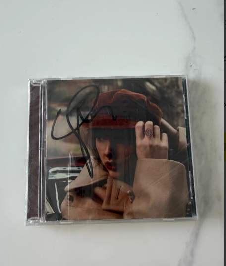 Taylor Swift – Red (Taylor’s Version) Signed CD Sealed US Edition