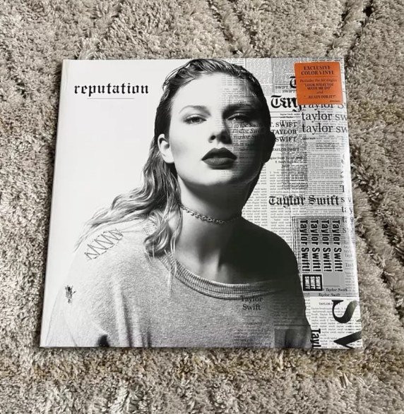 Taylor Swift – Reputation FYE Orange Vinyl 2LP