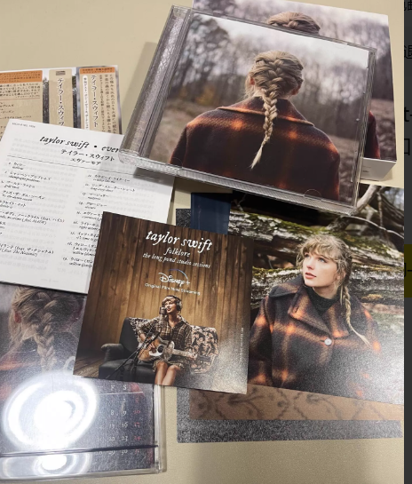 Taylor Swift – Evermore Japan First Press Limited Edition CD + Bonus Calendar Set