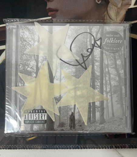 Taylor Swift – Folklore Signed CD Second Batch Heart Signature w/ Star Confetti Insert