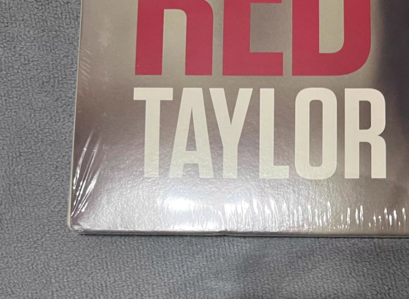 Taylor Swift – Red RSD Crystal Clear Vinyl Numbered Edition #1725 Sealed