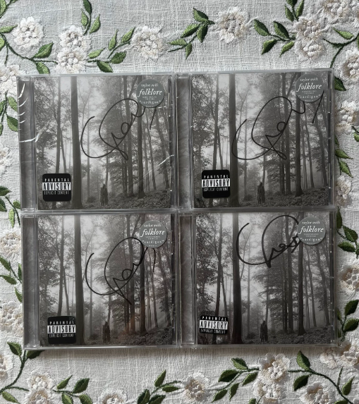 Taylor Swift – Folklore Signed CD Early Batch Sealed Edition