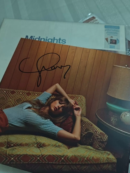 Taylor Swift – Midnights Moonstone Blue Signed Vinyl M/NM US Press